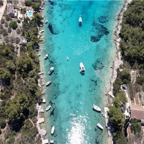 6 Bedroom Beachfront Villa with Heated Pool near Vela Luka on Korcula Island, Sleep 12